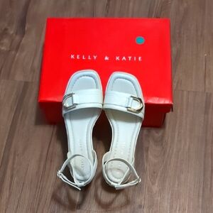 EUC, Kelly & Katie Sandals